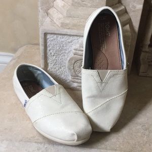 TOMS sparkly cream colored